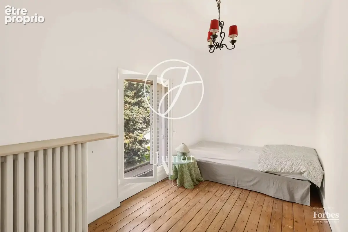 Le Vésinet - LAC SUPÉRIEUR  - Maison Napoléon III - 235m² - Dépendance 65m² - Terrain 1474m². - photo 18