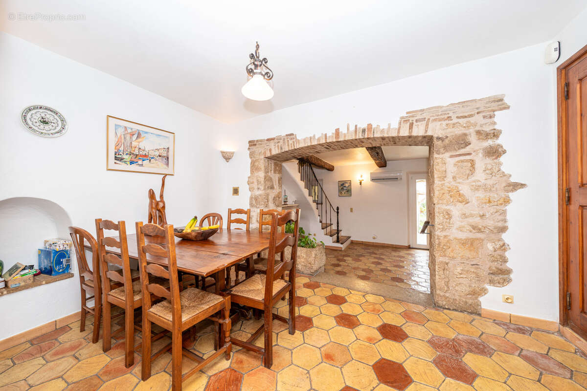 Maison à LA COLLE-SUR-LOUP