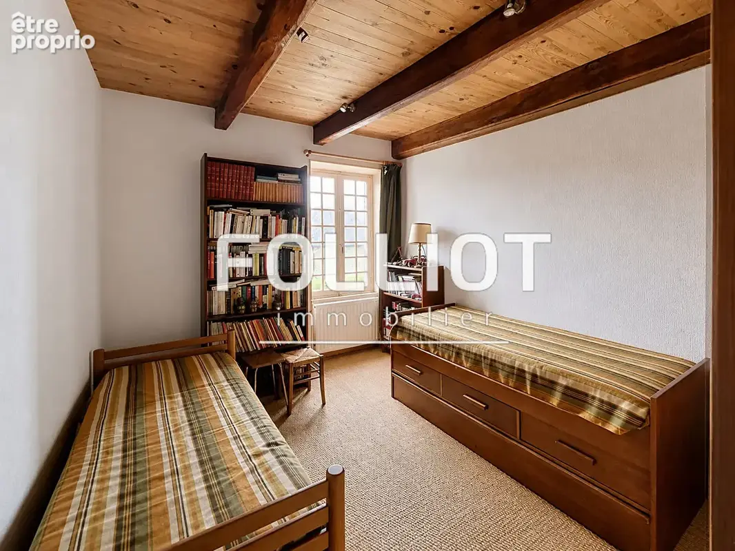 Vente maison de maitre sur terrain de 4521m² - photo 8