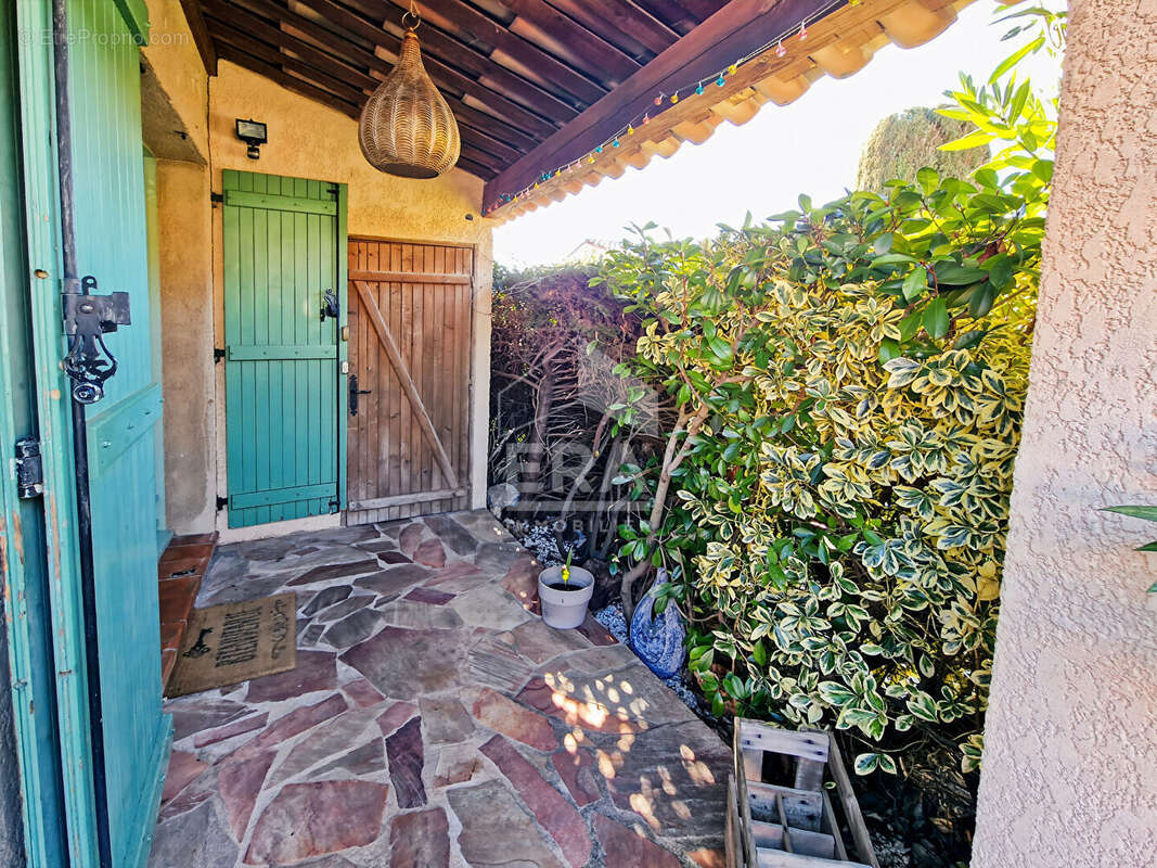Maison à AURIBEAU-SUR-SIAGNE
