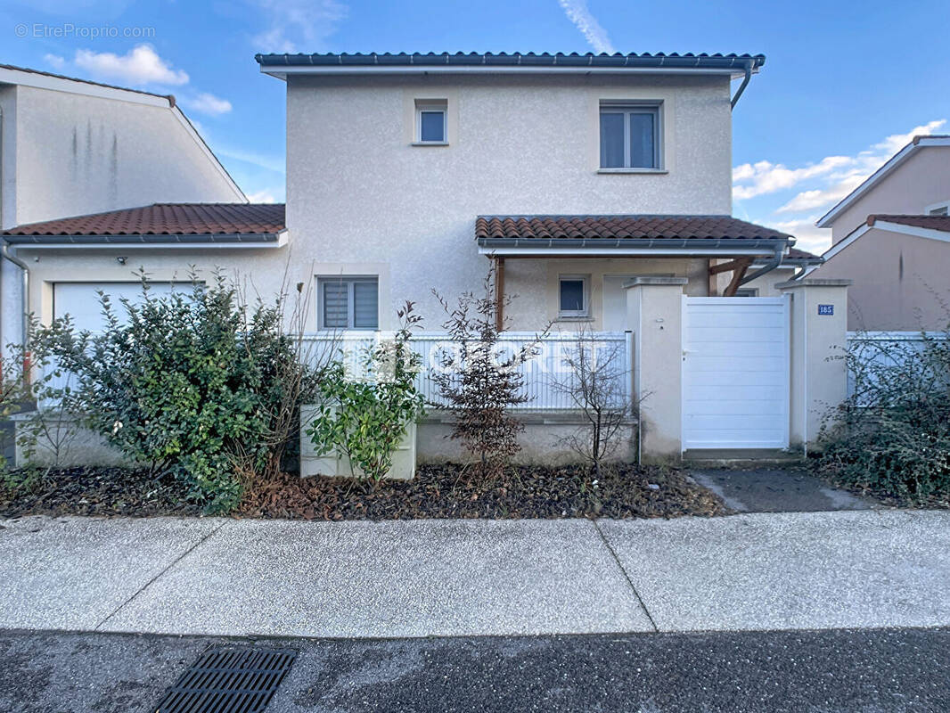 Maison à BELLEVILLE