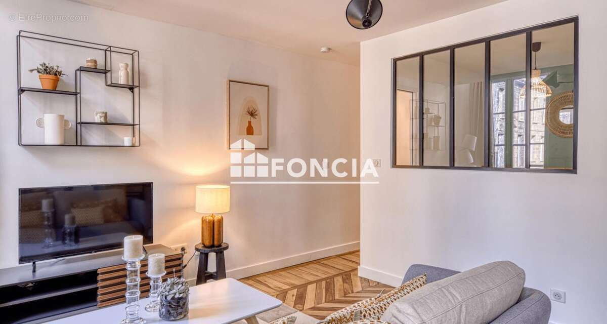 Appartement à BORDEAUX