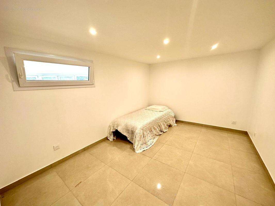 Appartement à FONTENAY-SOUS-BOIS