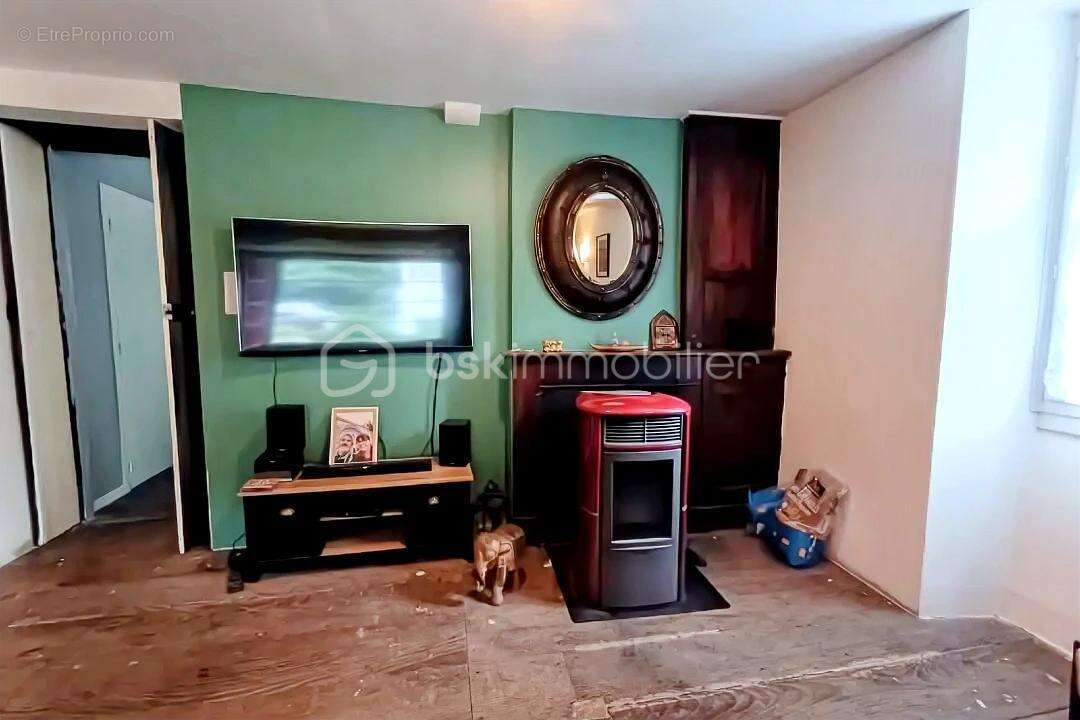 Maison à CETTE-EYGUN