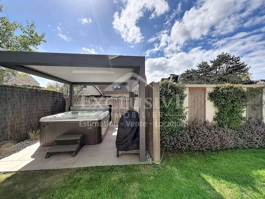 Maison à TOURGEVILLE