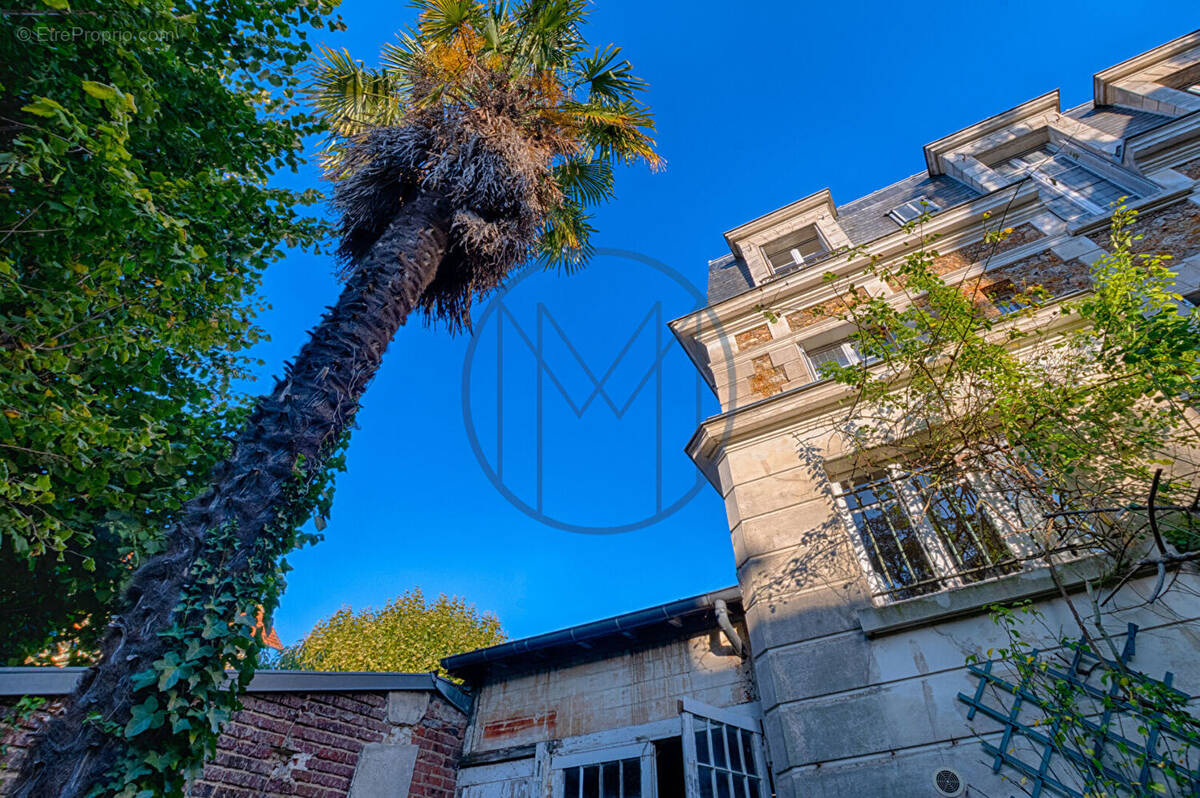 Maison à VERSAILLES