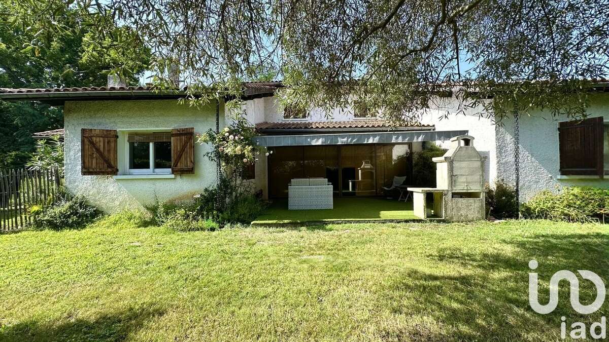 Photo 2 - Maison à ARES