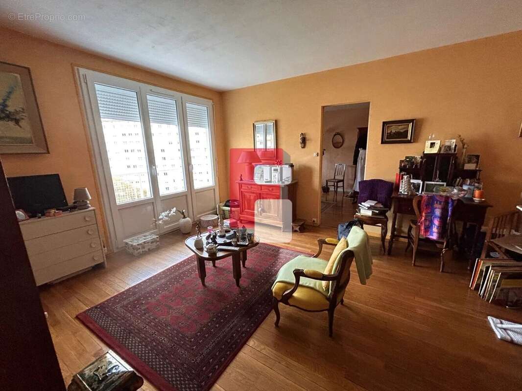 Appartement à SAINT-ANDRE-LES-VERGERS