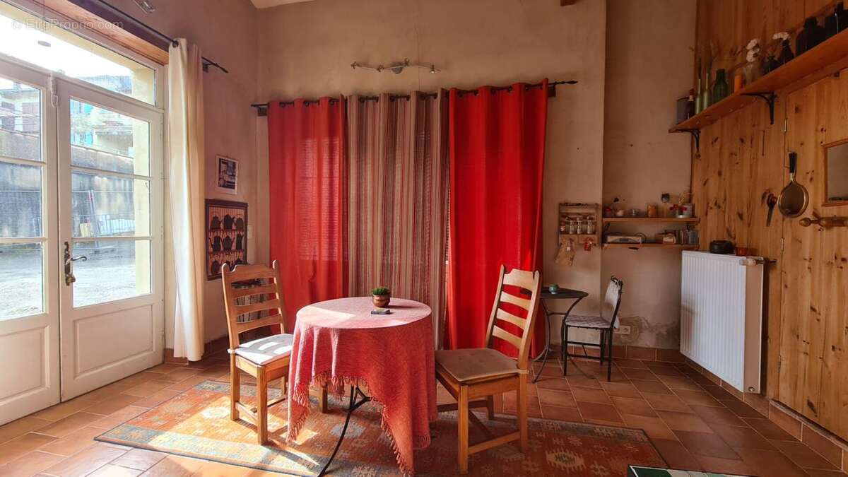 Maison à BASSOUES