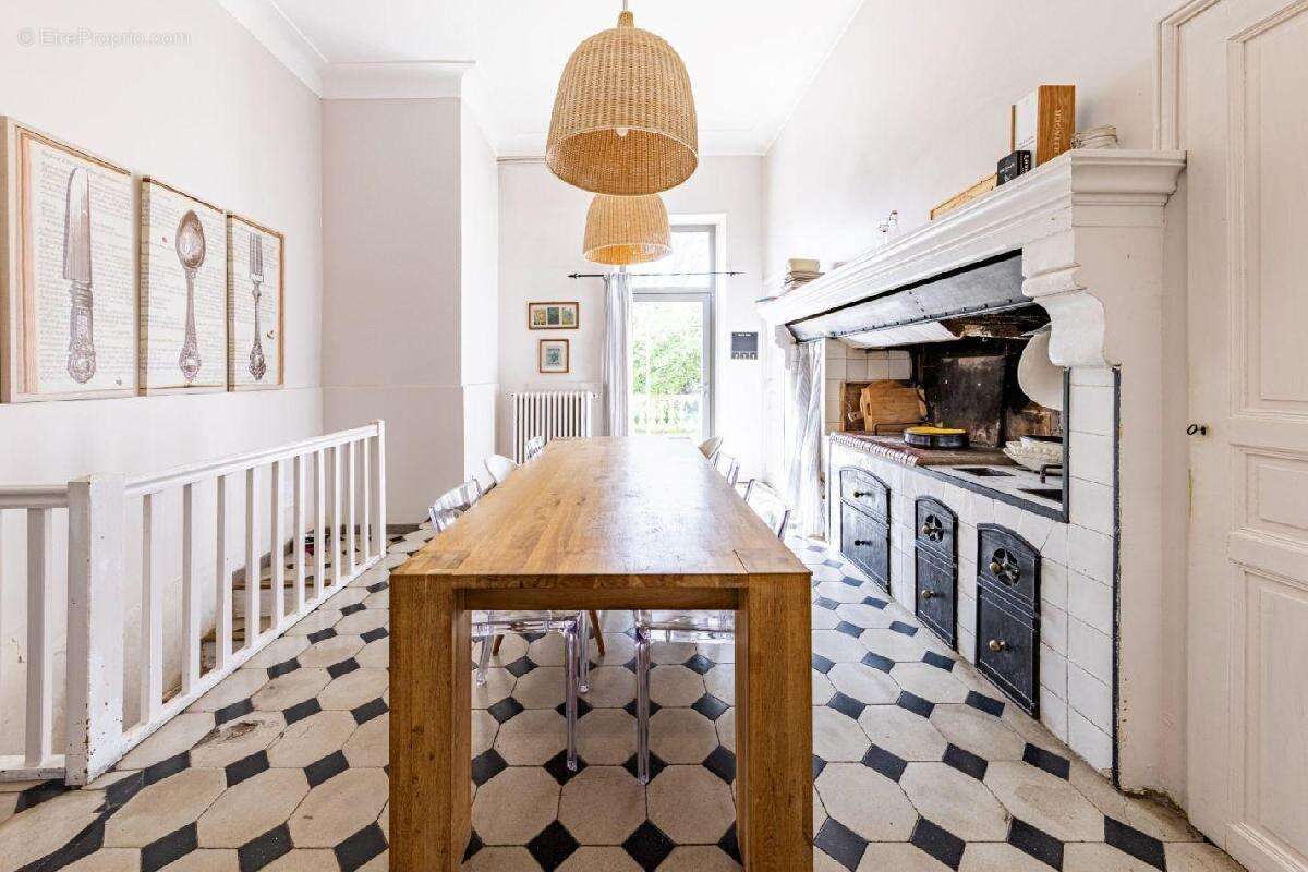 Maison à AIGUES-VIVES