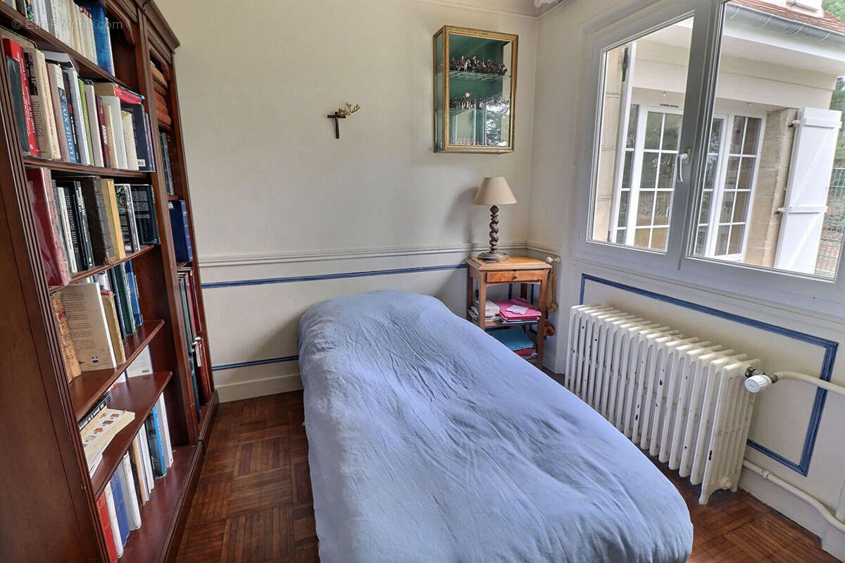 Maison à L'ETANG-LA-VILLE