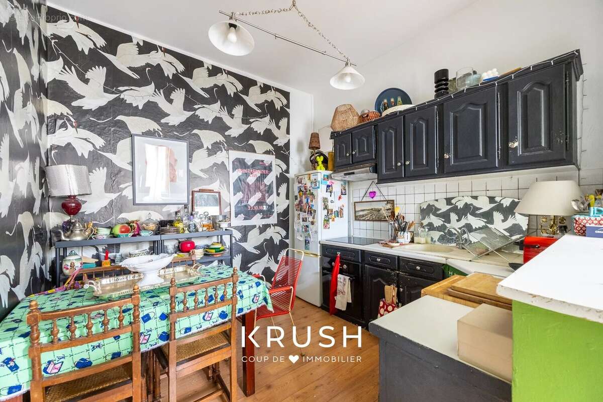 Appartement à MARSEILLE-5E