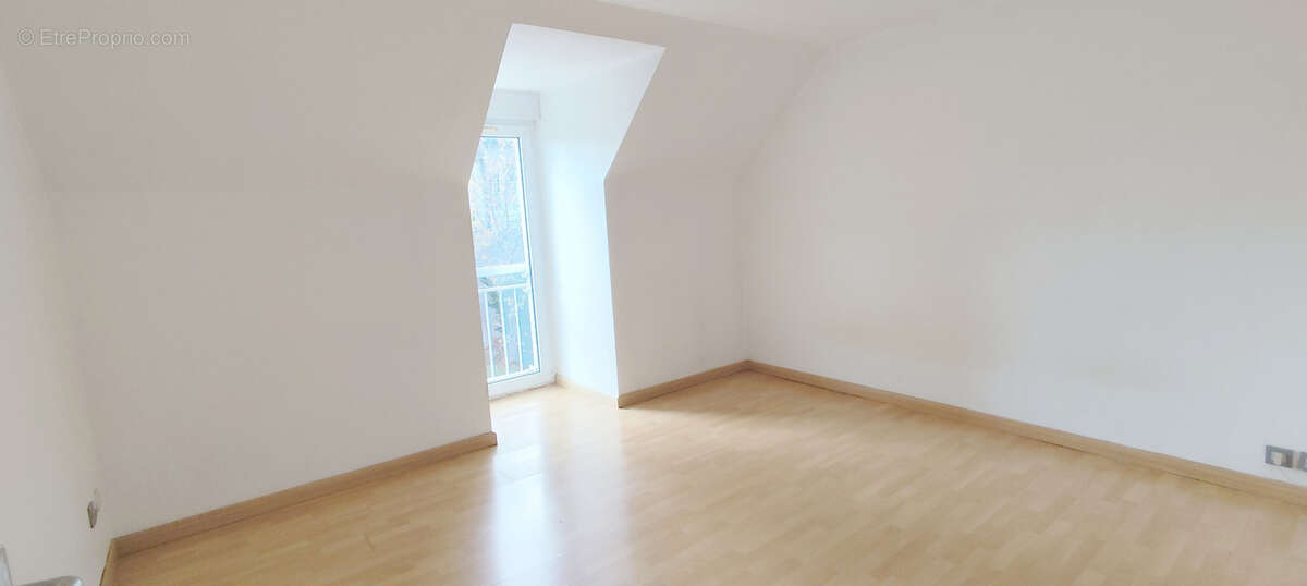 Maison à LA CHAUSSEE-SAINT-VICTOR