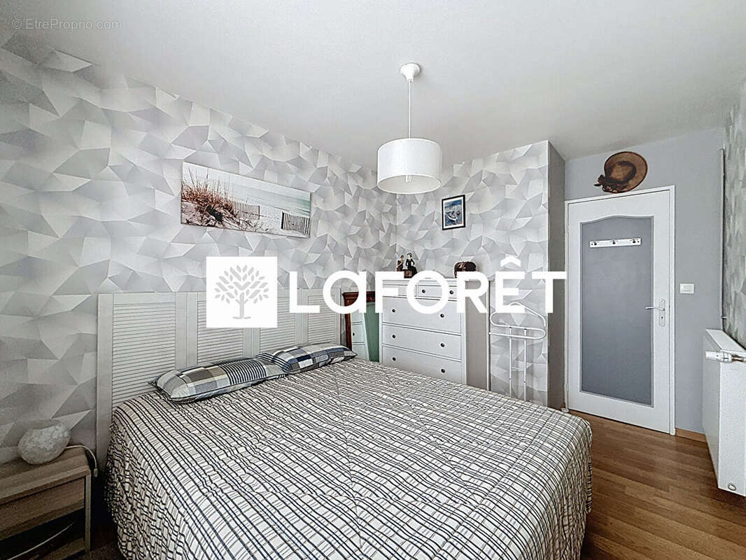 Maison à MOISSY-CRAMAYEL