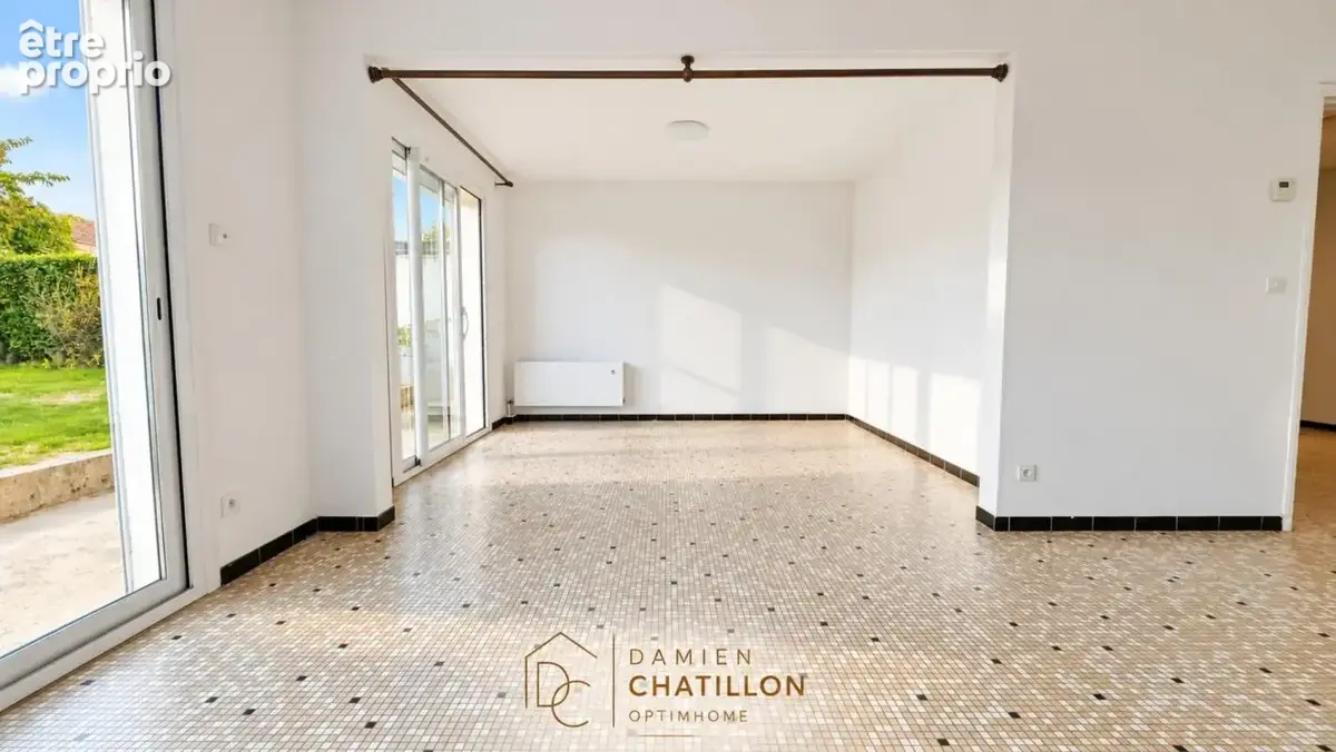 Maison 5 pièces Le Villaret – Une maison pensée pour la vie de famille ! - photo 5