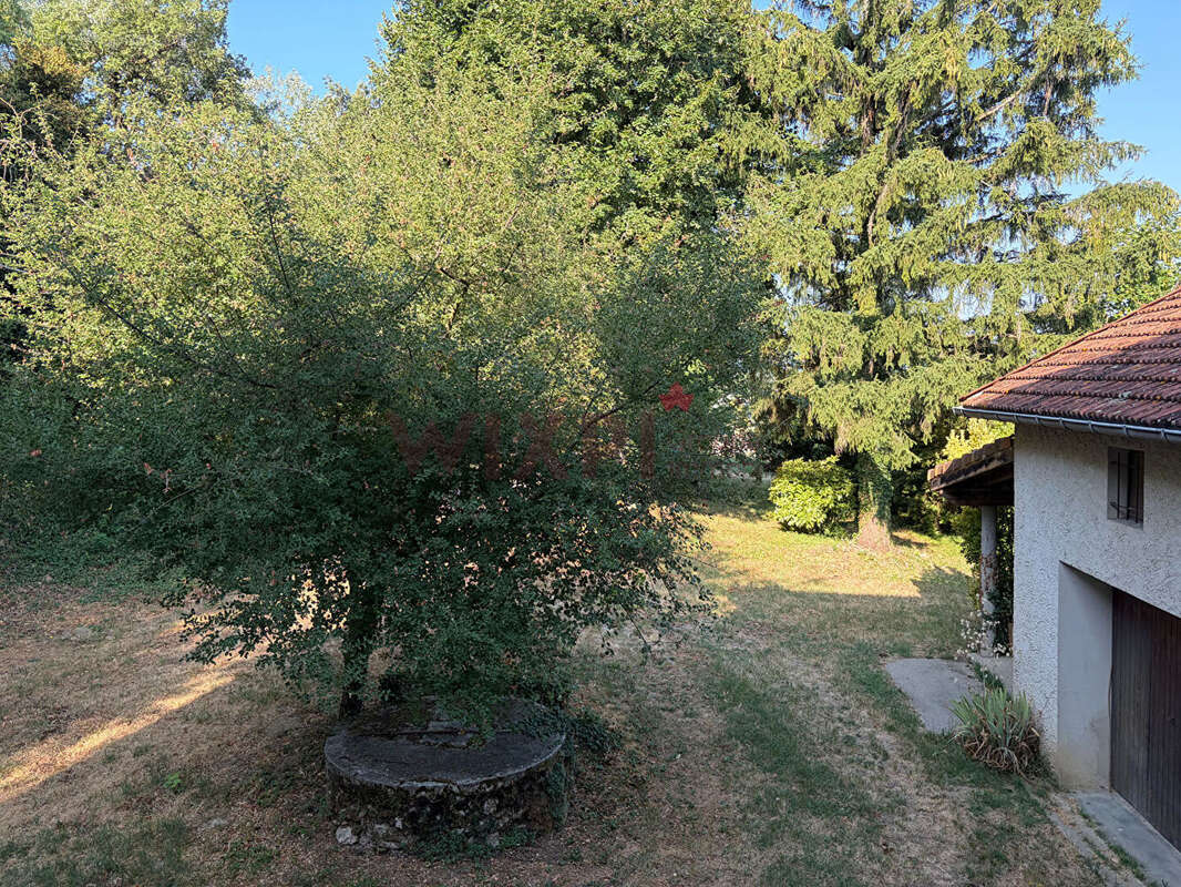 A vendre ferme de 190m² avec terrain de 11000m² - photo 10