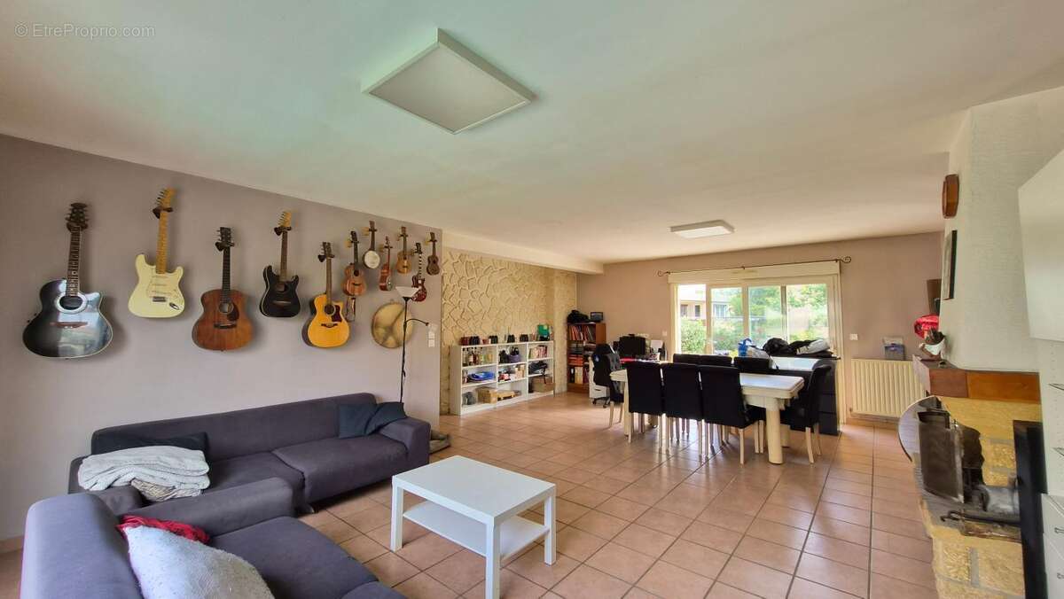 Maison à ARPAJON