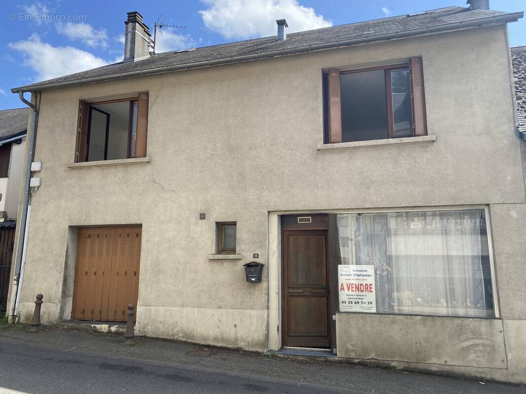 Maison 130 m² à Bugeat  - photo 4