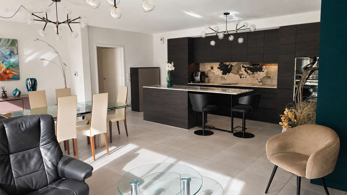 Appartement à TASSIN-LA-DEMI-LUNE