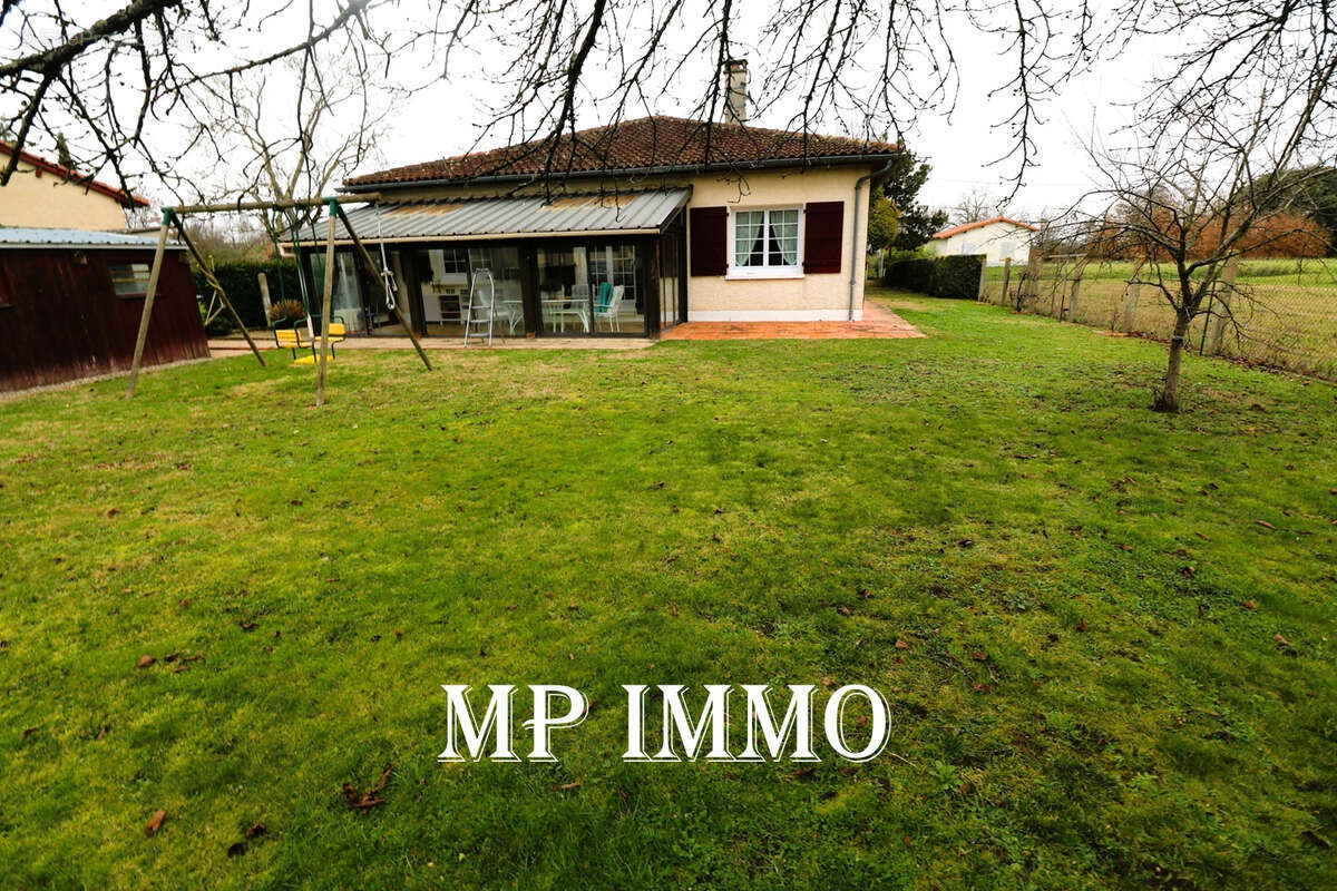 Maison à MAS-GRENIER