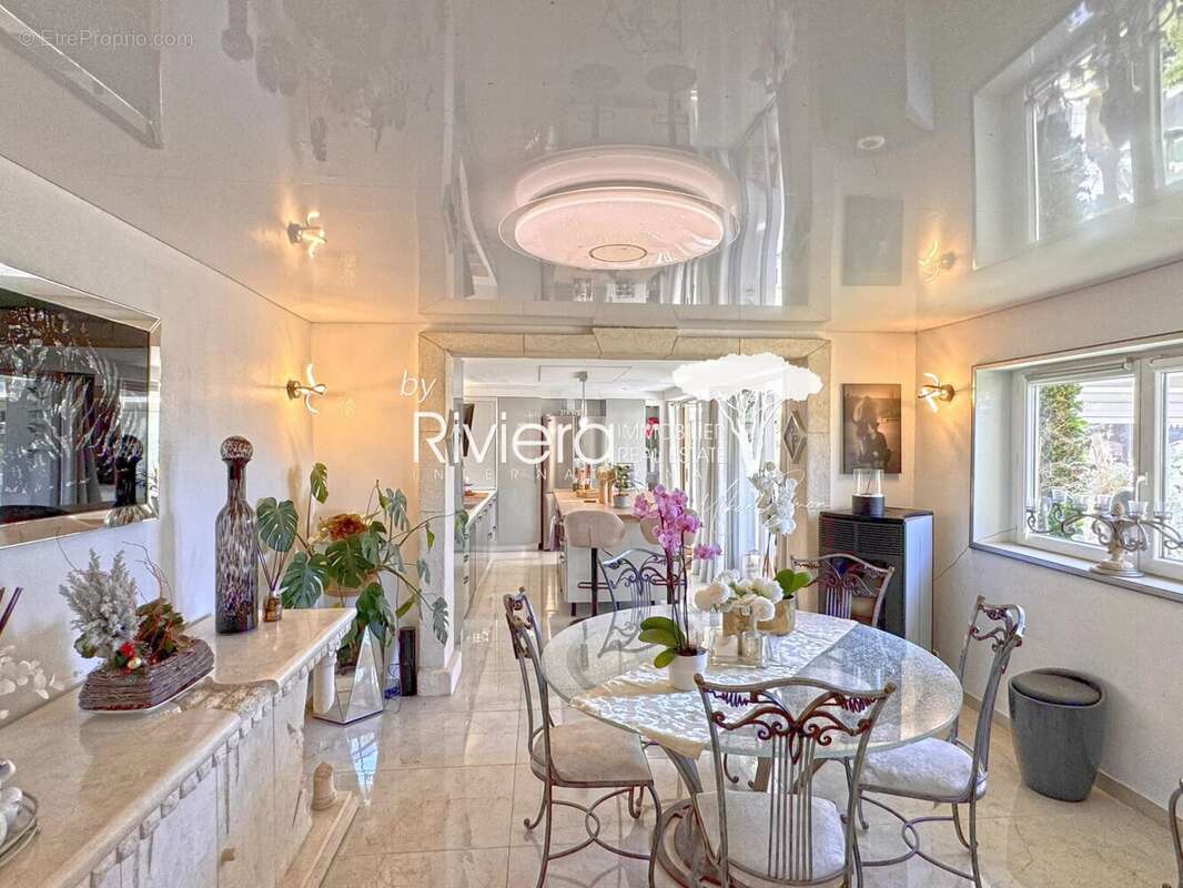 Maison à LA CROIX-VALMER