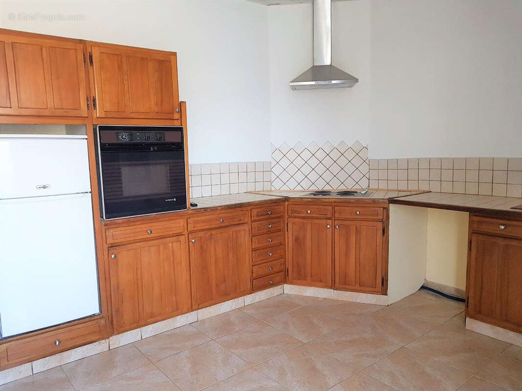 Maison à SAINT-JUST-SAUVAGE