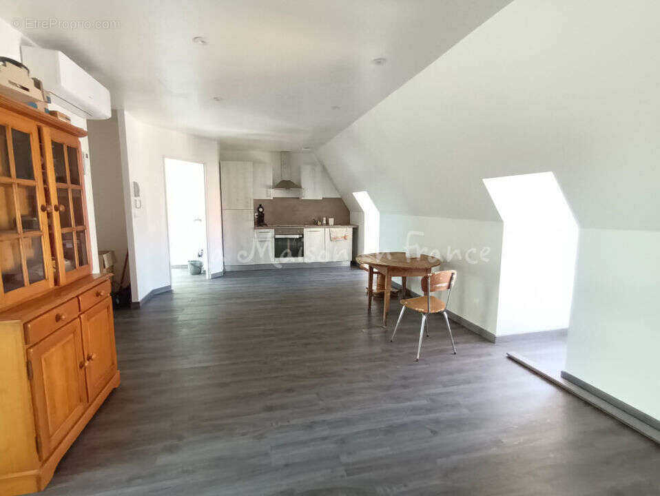 Appartement à SAINT-POURCAIN-SUR-SIOULE