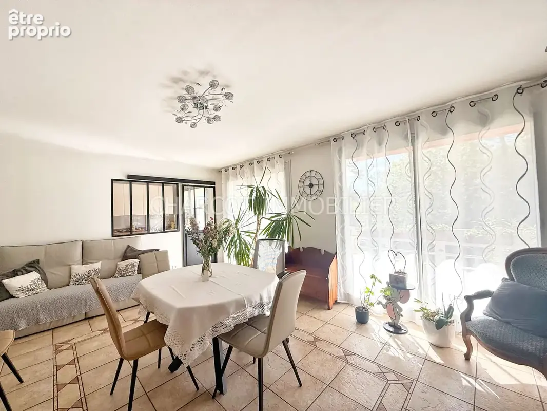 Appartement à LYON-5E