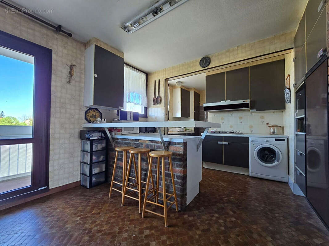Appartement à RILLIEUX-LA-PAPE