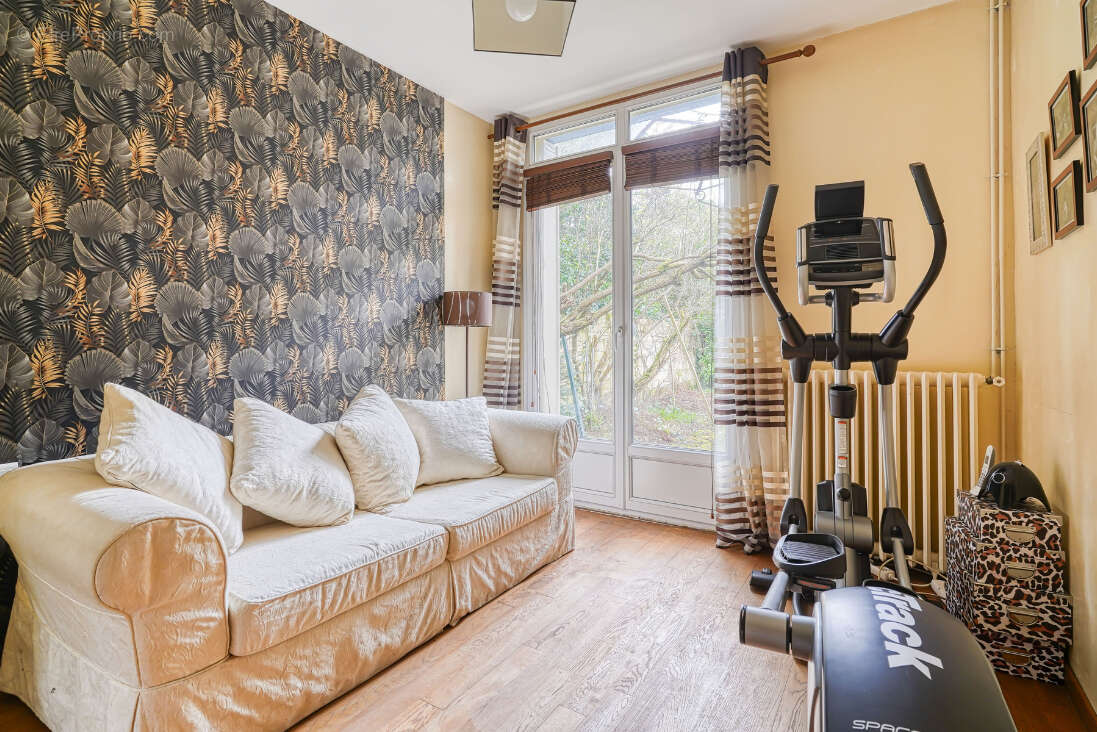 Maison à LE PLESSIS-ROBINSON