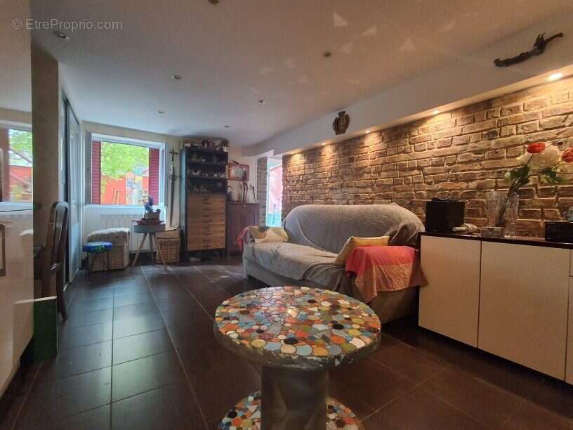 Appartement à FONTENAY-SOUS-BOIS