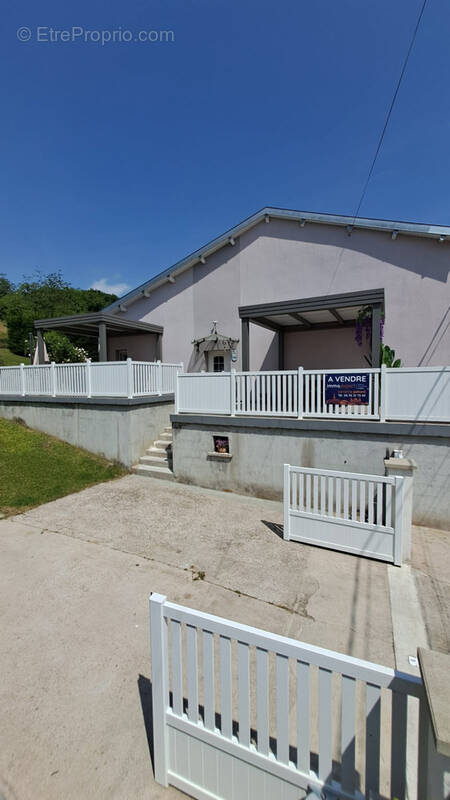 Maison à CONTREXEVILLE