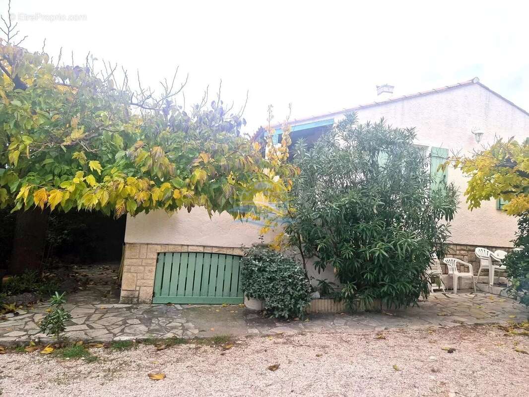 Maison à SAUSSET-LES-PINS