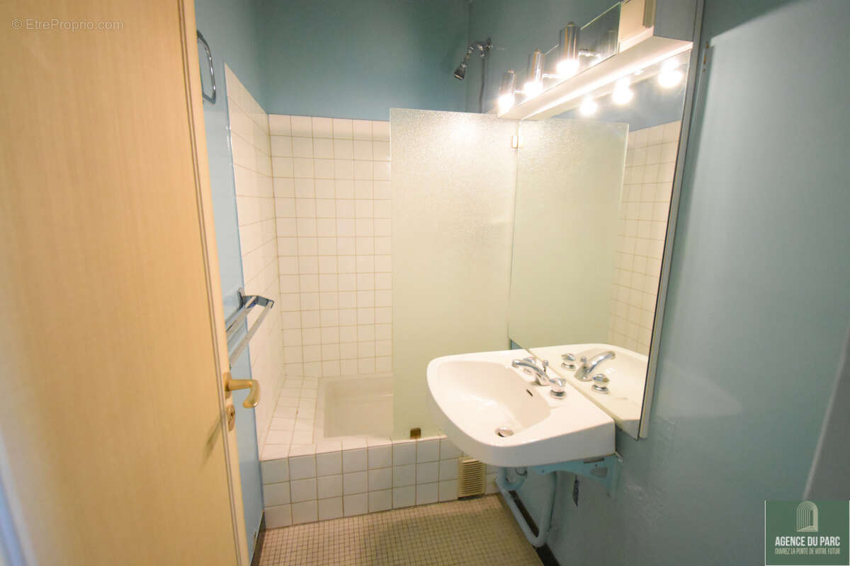 Appartement à VILLE-D'AVRAY
