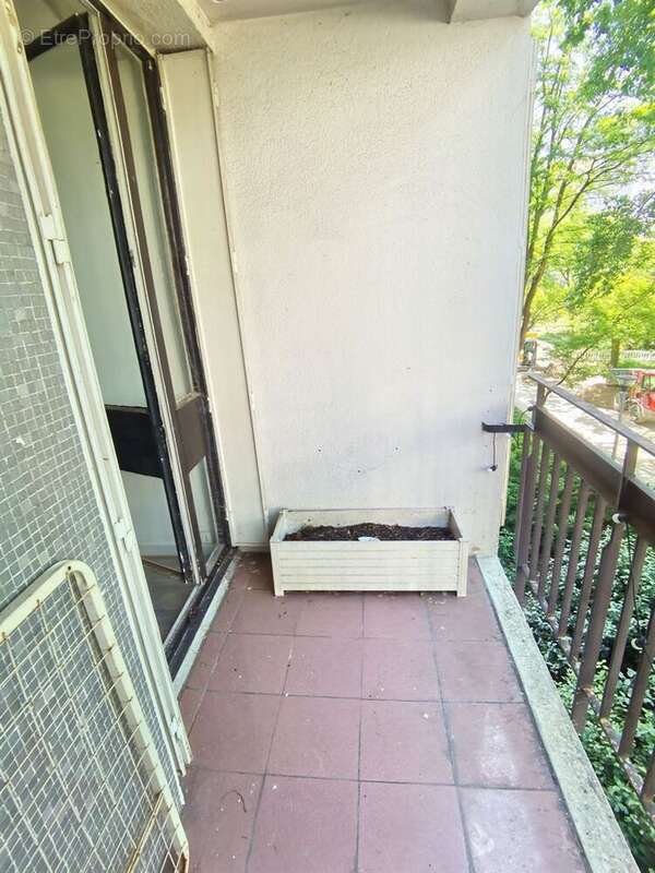 Appartement à PARIS-20E