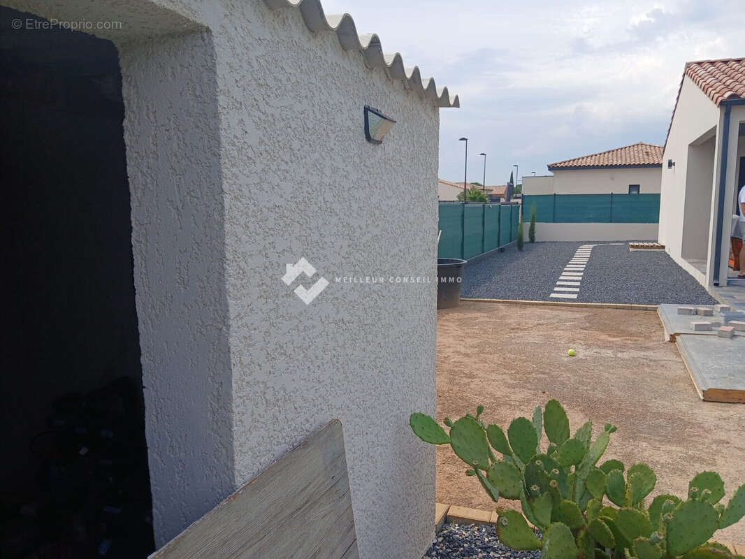 Maison 127 m² à Ginestas  - photo 7