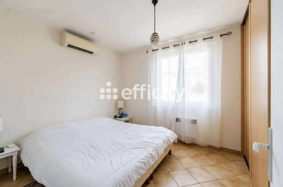 Maison 160 m² à Martigues  - photo 9
