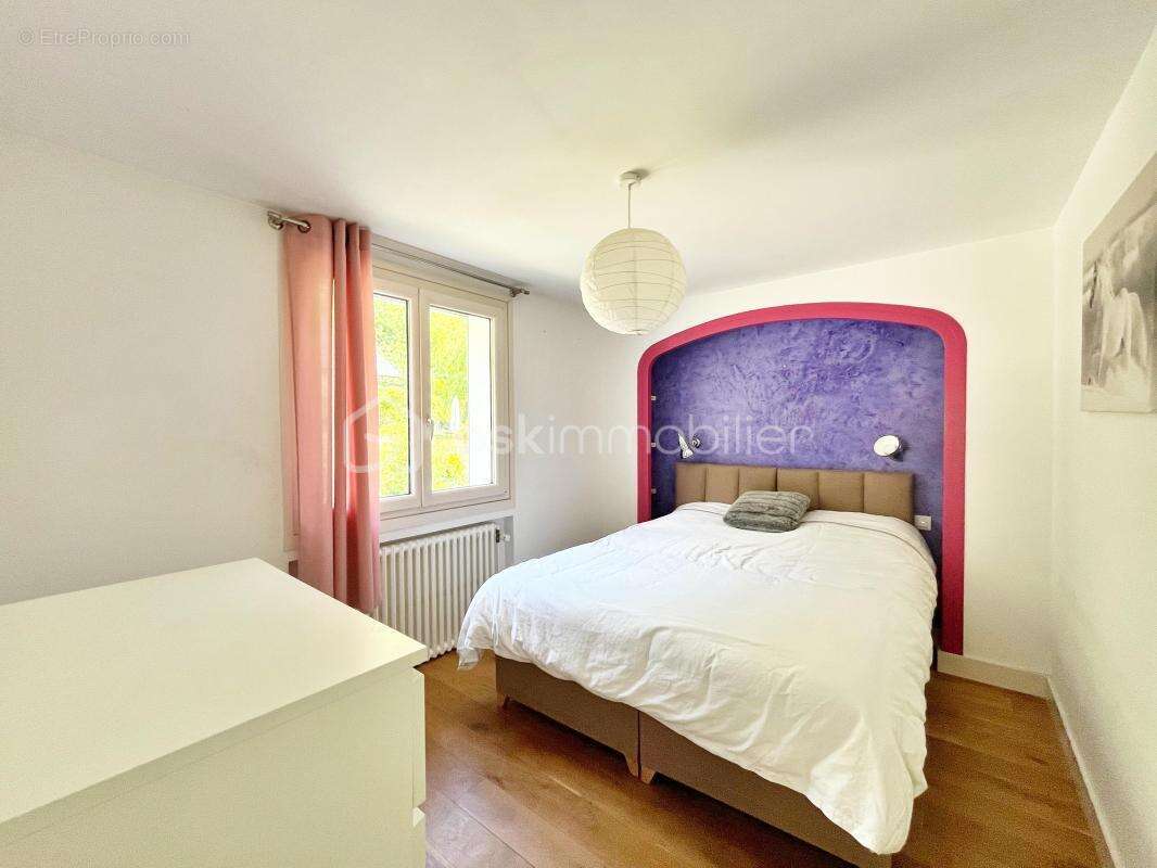 Maison familiale de 174 m² avec vue et environnement privilégié - photo 18
