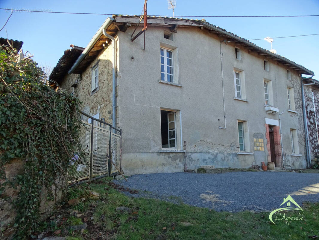 Maison à SAINT-VICTURNIEN
