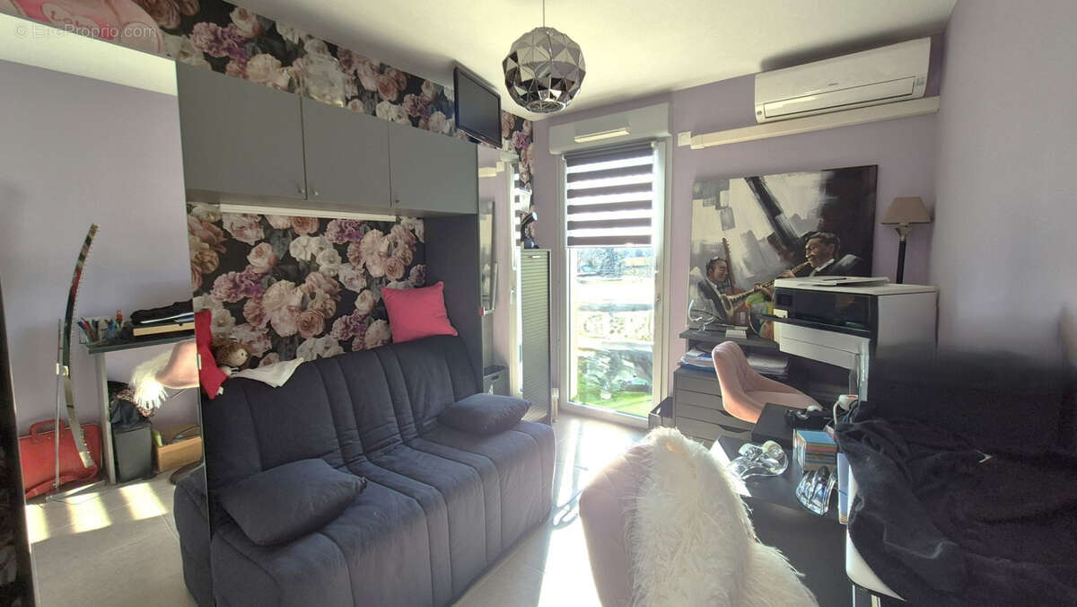 Appartement à MANDELIEU-LA-NAPOULE