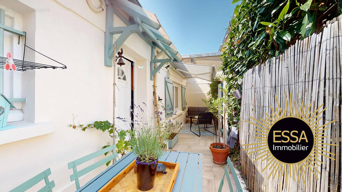 Maison à ROCQUENCOURT