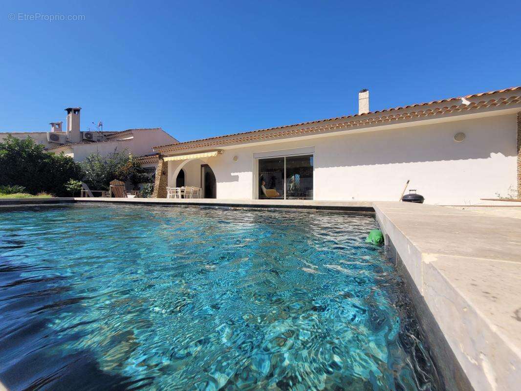 Maison à SIX-FOURS-LES-PLAGES