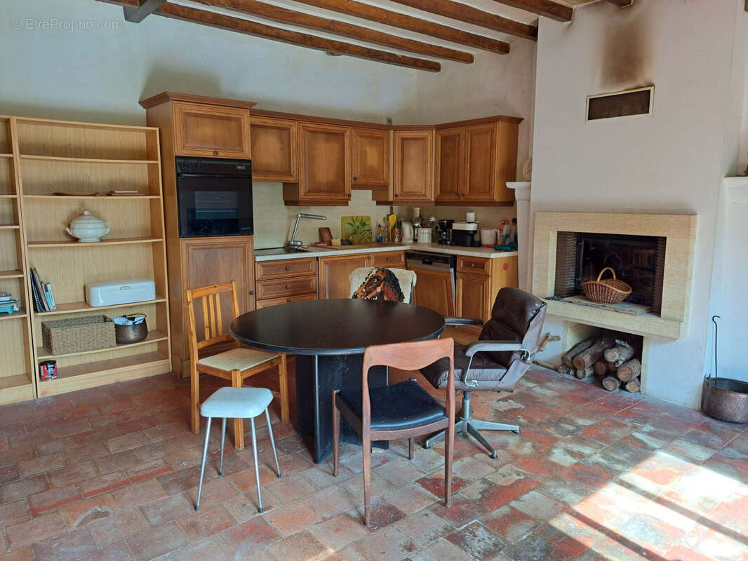 Maison à BESSE-SUR-BRAYE