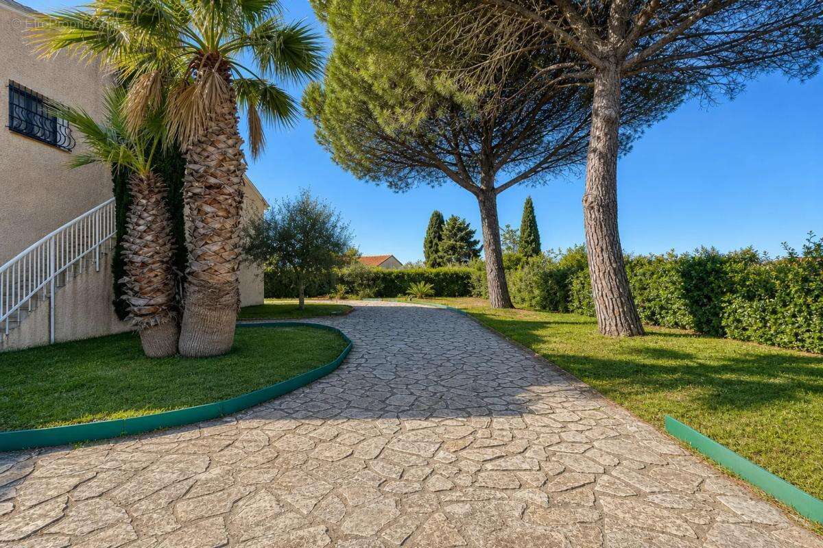 Maison spacieuse 8P jardin et piscine à Béziers - photo 24