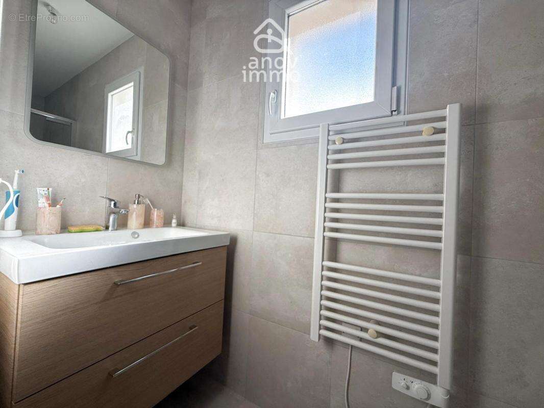 Maison 3 chambres - Terrain 1400 m2 - 10 min d'Angoulême - G - photo 11