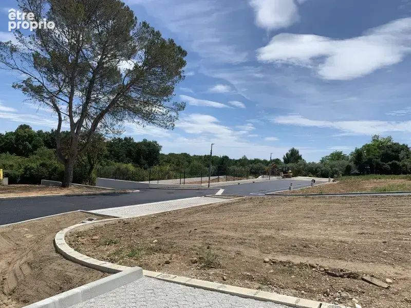 Terrain à MUS