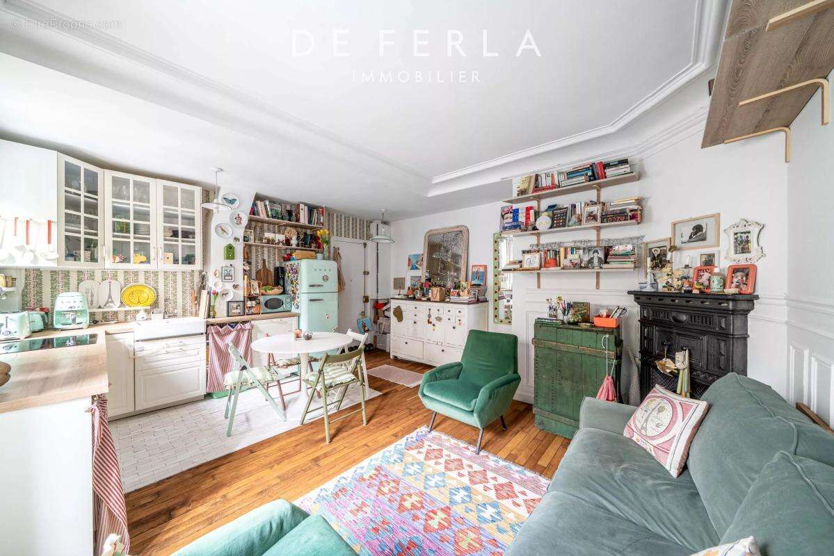 Appartement à PARIS-14E