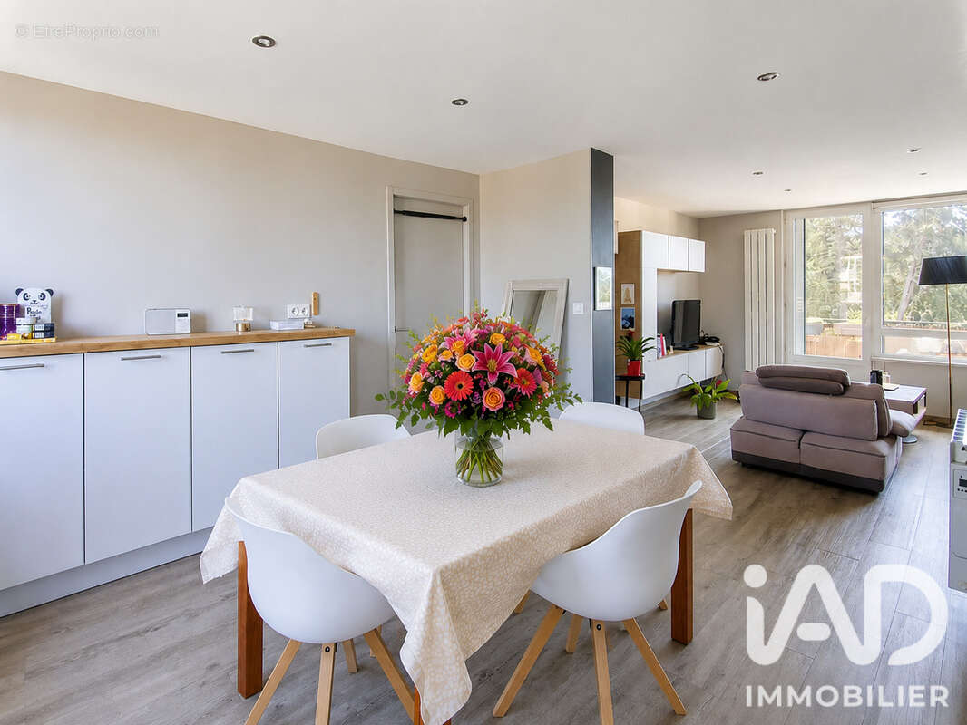 Appartement 70 m² à Thonon-Les-Bains  - photo 4