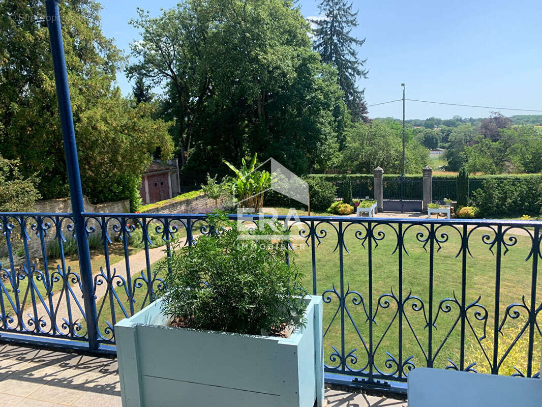 Maison à SAINT-AMOUR