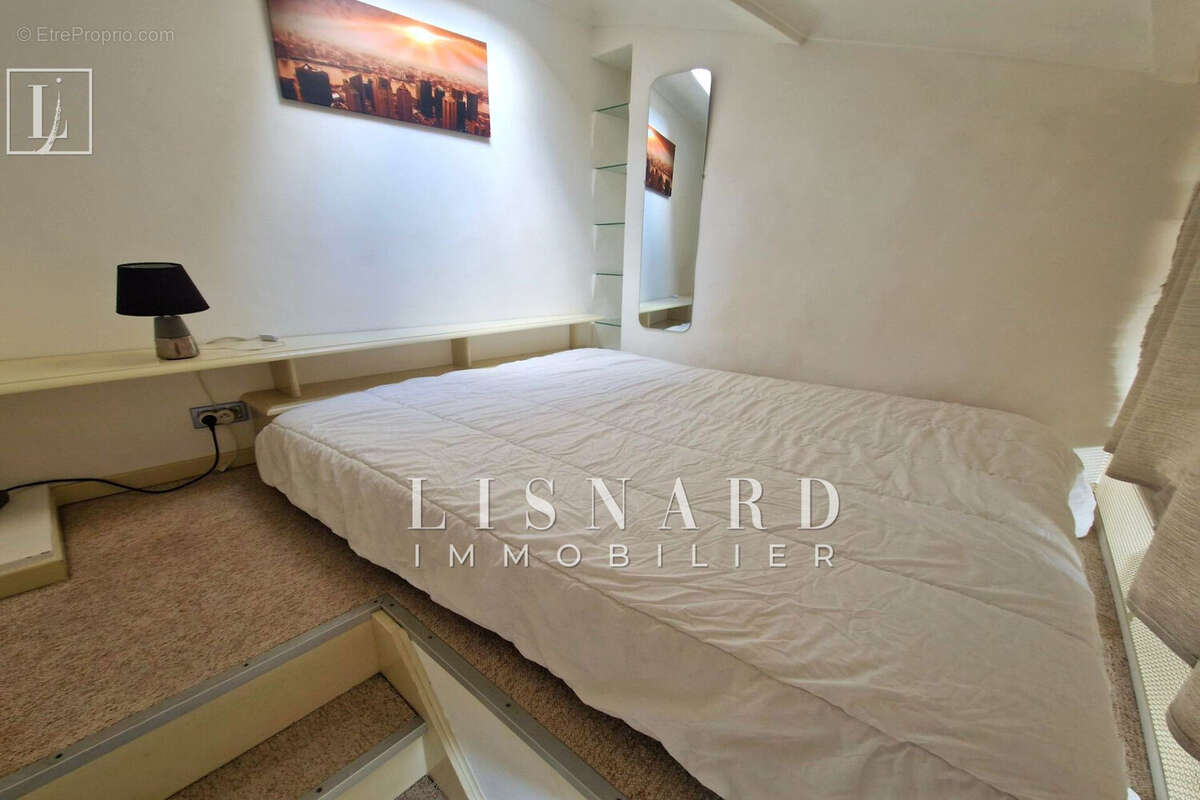 Appartement à VALLAURIS